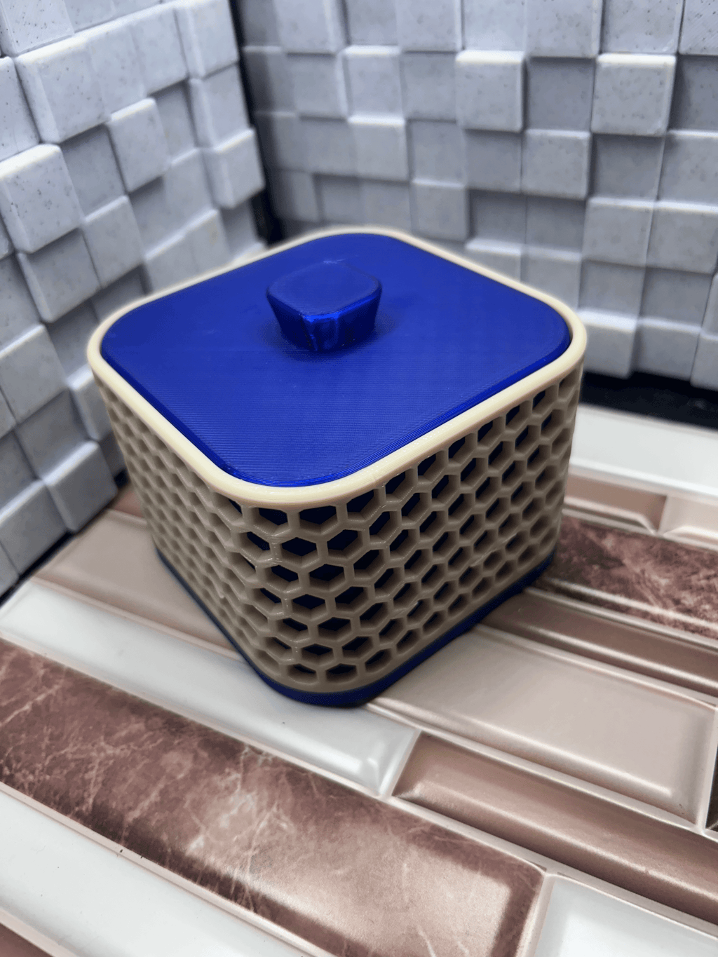 Blue Box closed