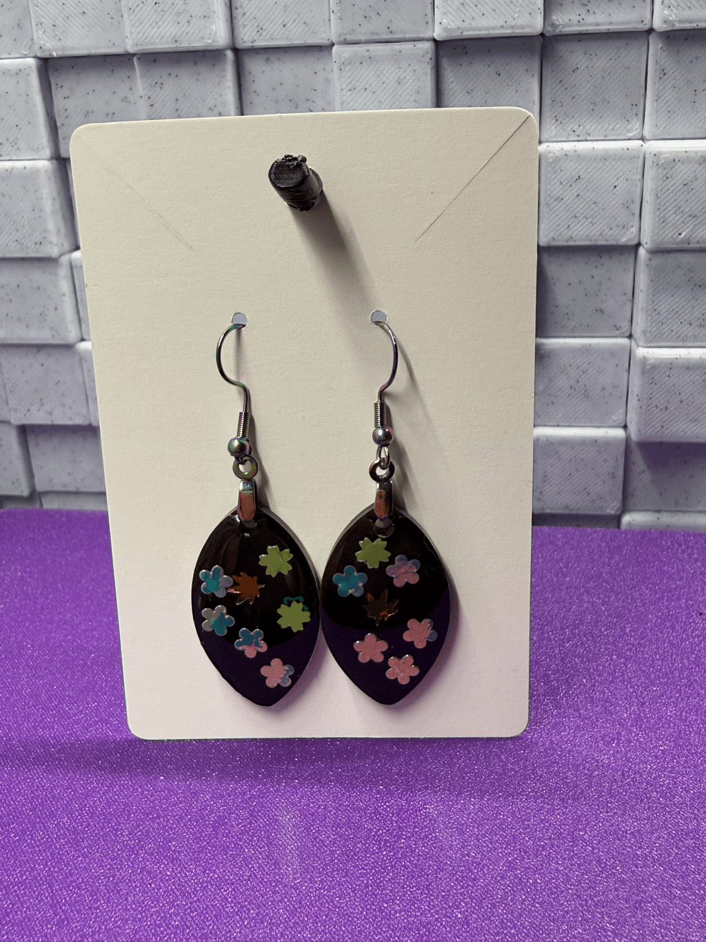 Black Oval Stars Earrings